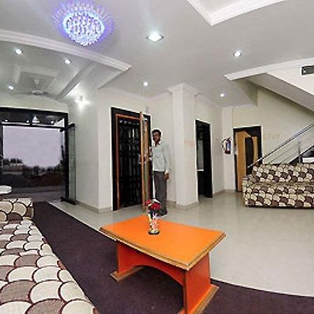 Sai Ganesh Hotell Shirdi Eksteriør bilde