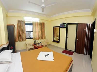 Sai Ganesh Hotell Shirdi Eksteriør bilde