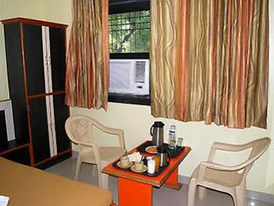 Sai Ganesh Hotell Shirdi Eksteriør bilde