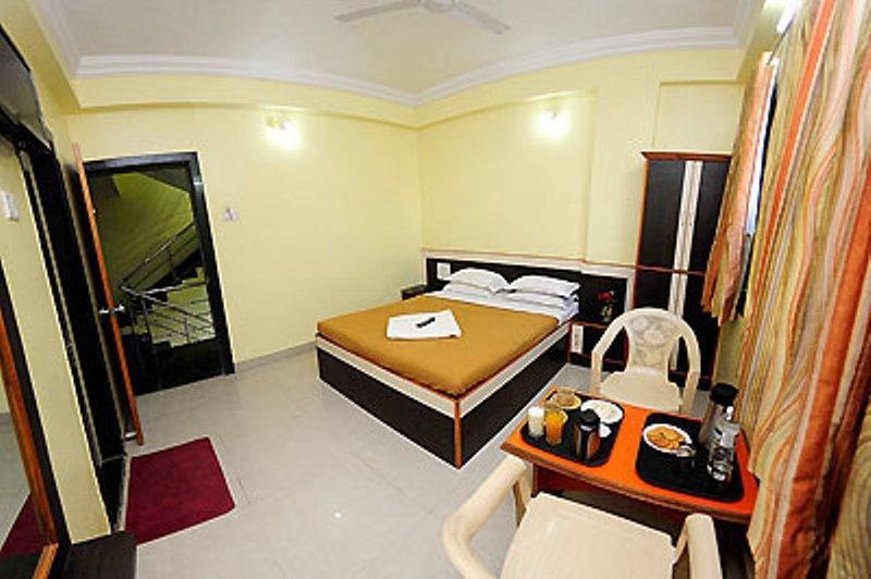 Sai Ganesh Hotell Shirdi Rom bilde