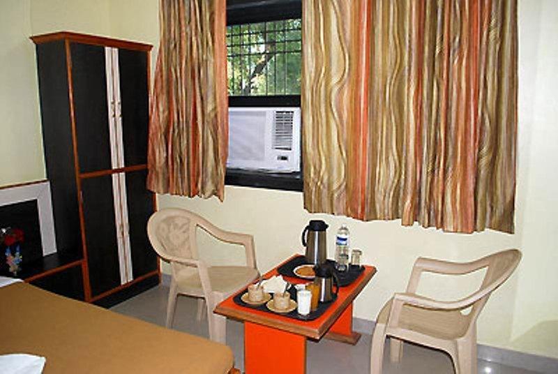 Sai Ganesh Hotell Shirdi Rom bilde