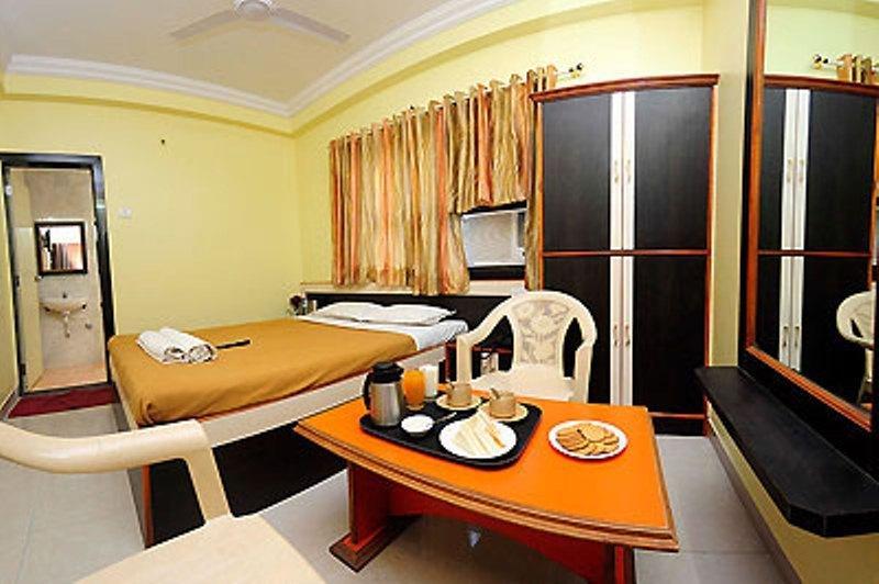 Sai Ganesh Hotell Shirdi Rom bilde